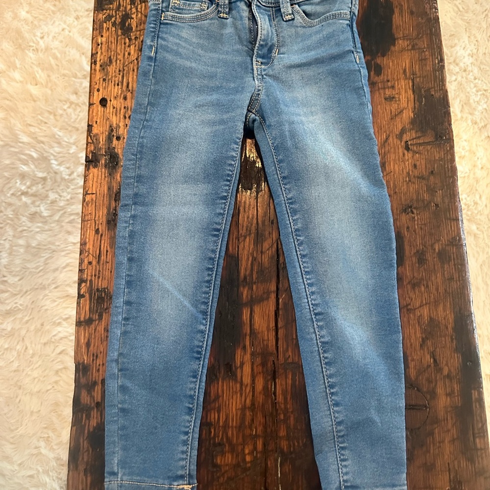 Old Navy Blue Jeans Slim Fit